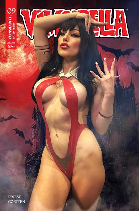 VAMPIRELLA (2026) #9 COVER E COSPLAY RACHEL HOLLON VARIANT
