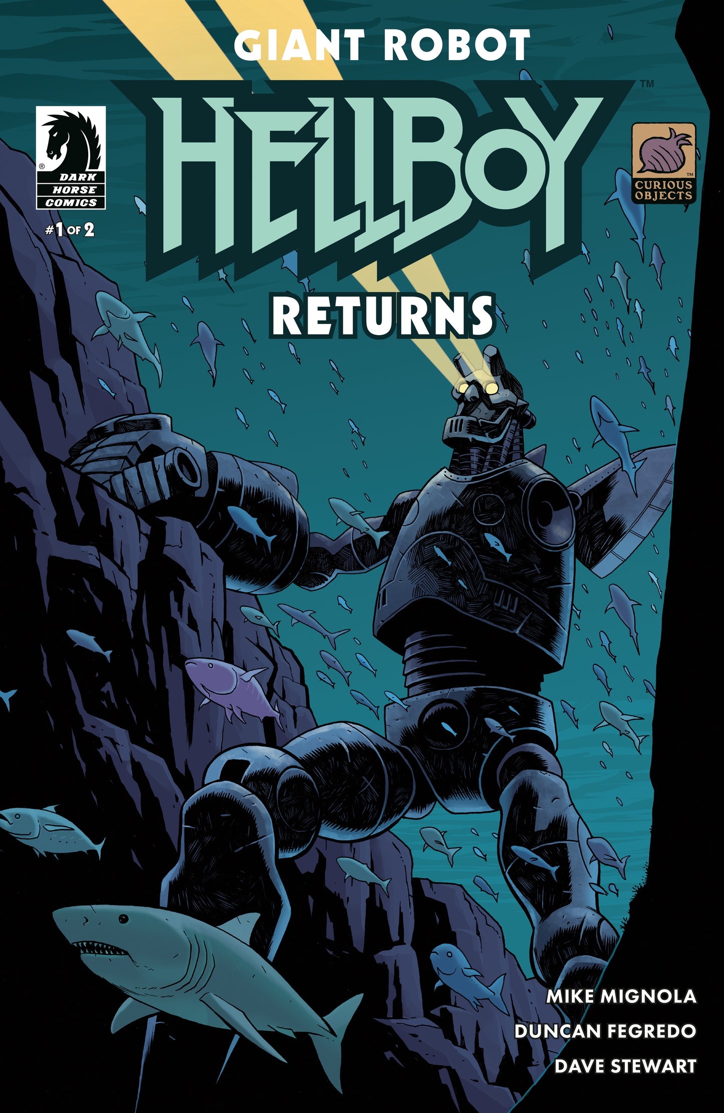 Giant Robot Hellboy Returns #1 (COVER B) (Ben Stenbeck)