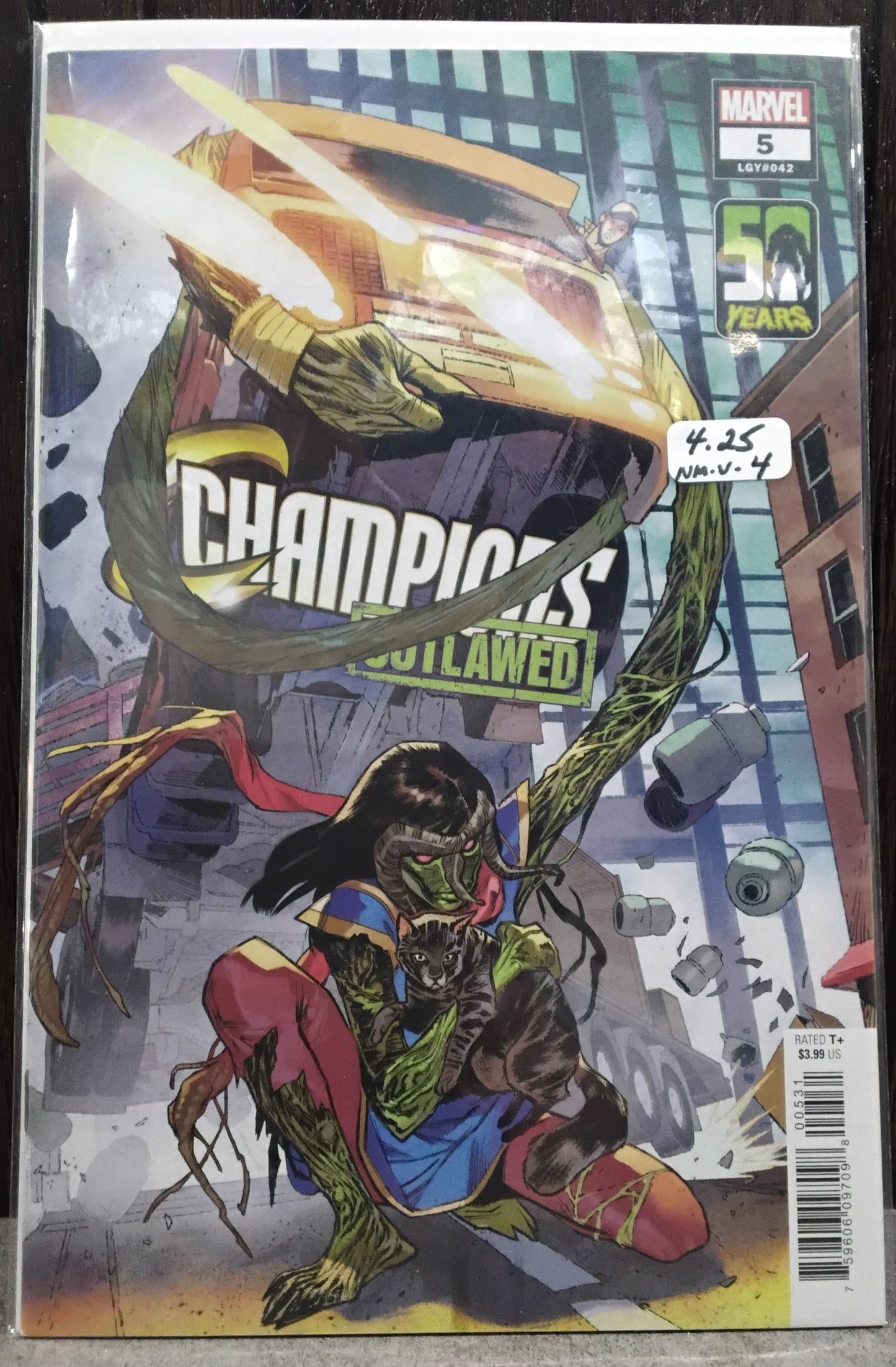 Champions Vol. 4 #05 Sara Pichelli Variant Cover