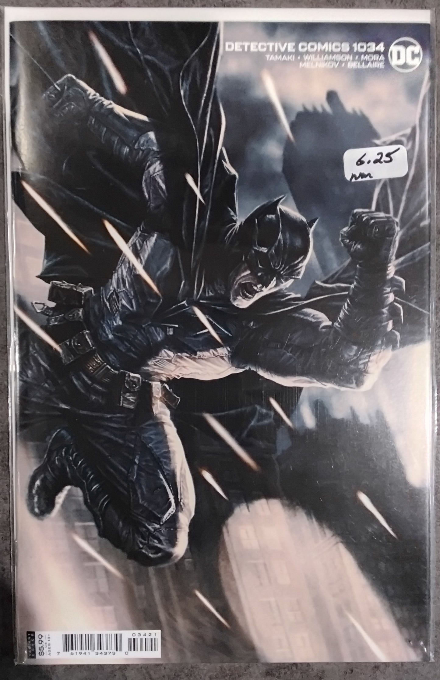 Detective Comics (Rebirth) #1034 Lee Bermejo Card Stock Variant Cover