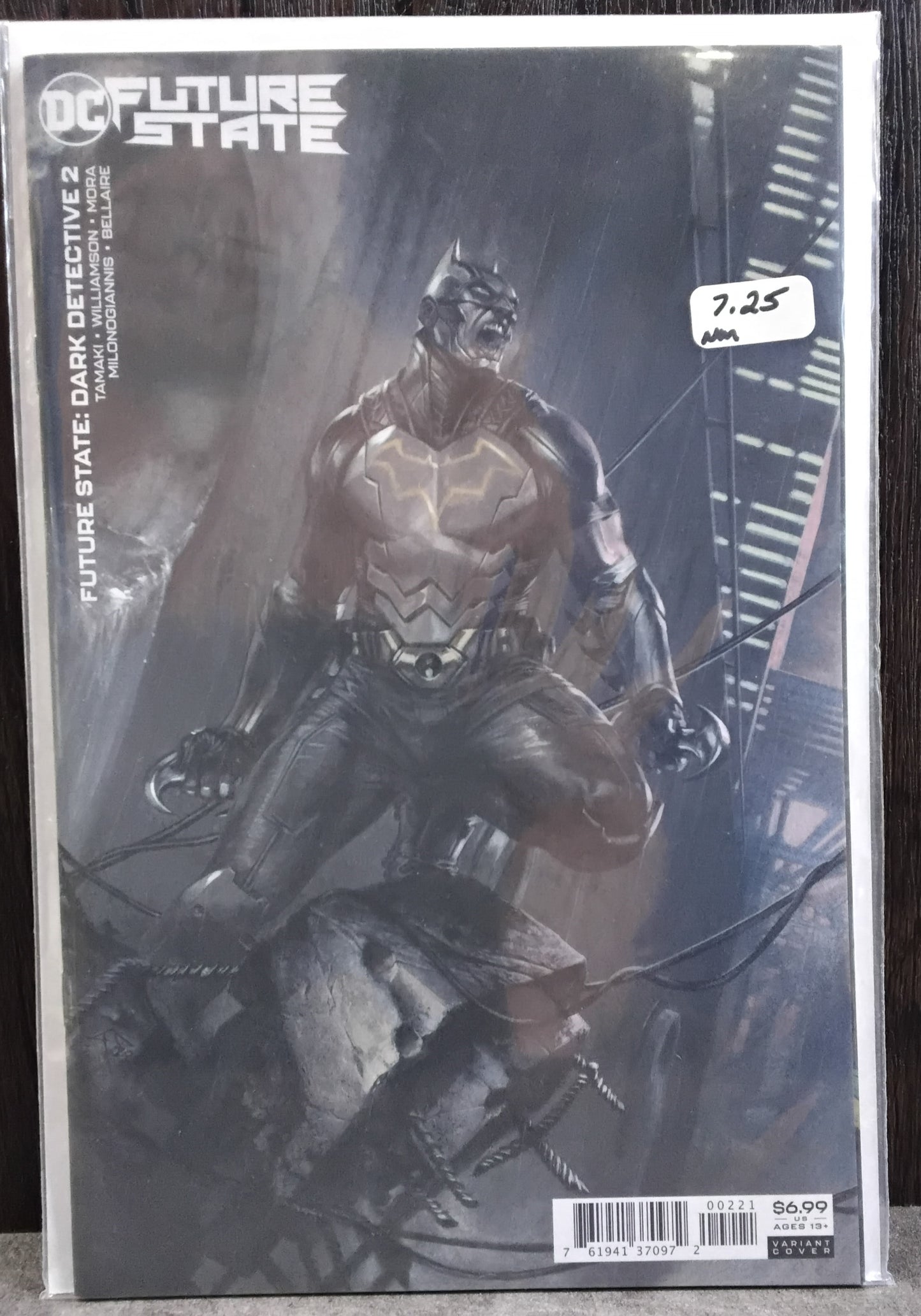 Future State: Dark Detective #2 Gabrielle Dell'Otto Card Stock Variant