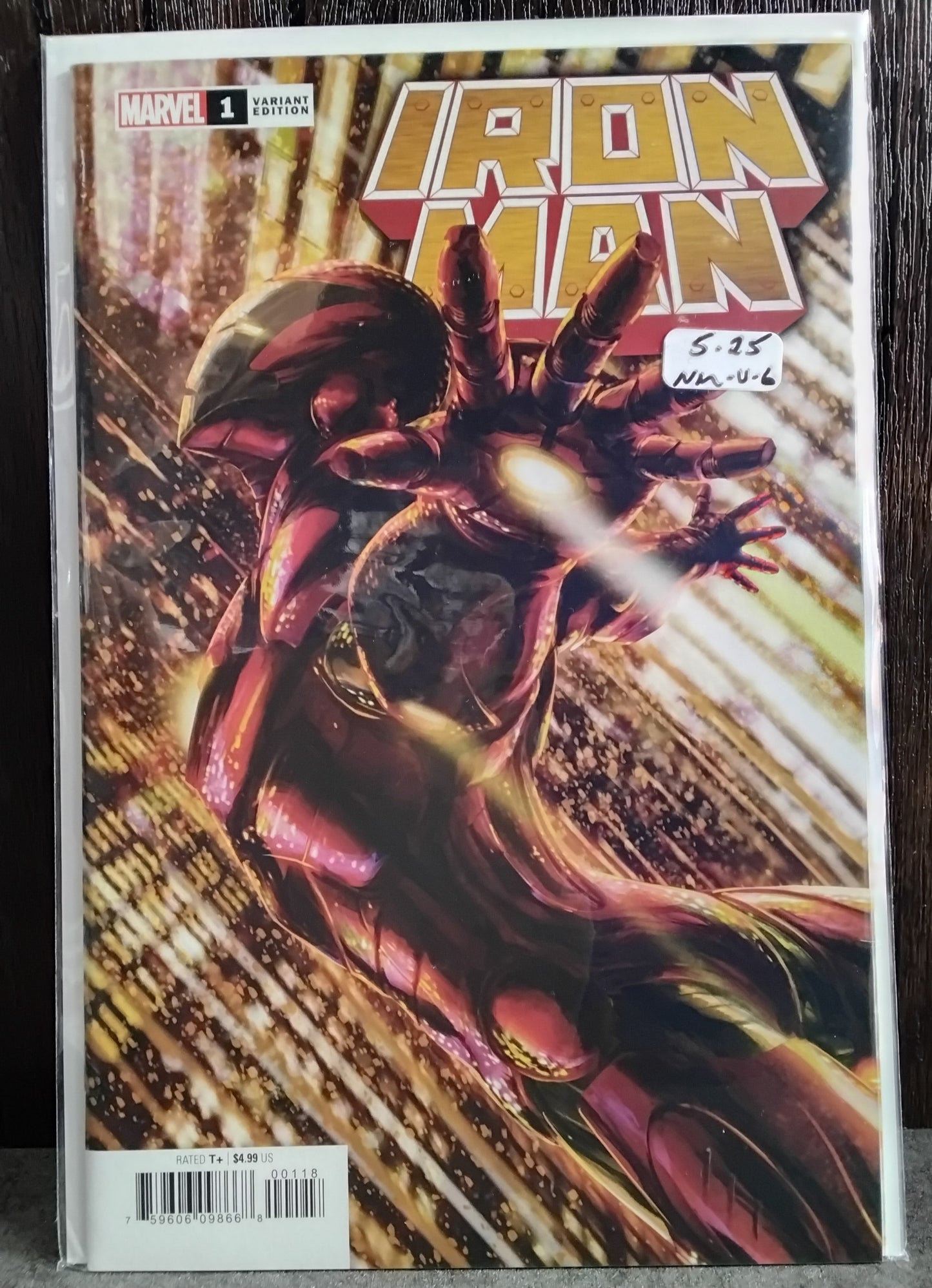 Iron Man Vol. 6 #01 Tenjin Variant Cover