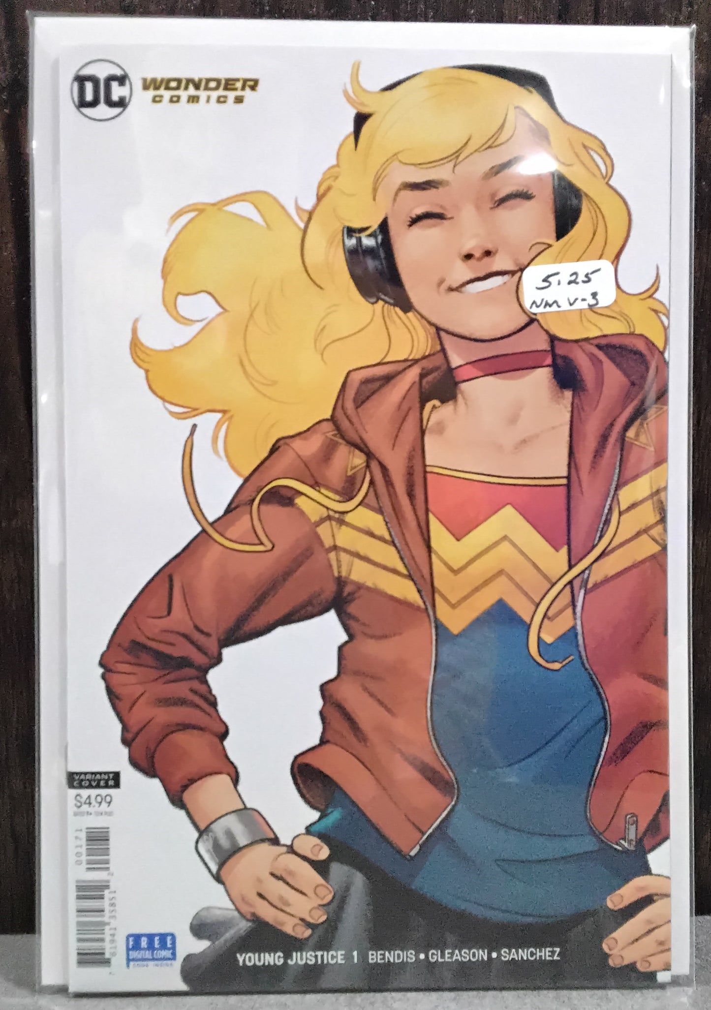 Young Justice Vol. 3 #01 Evan Shaner "Wonder Girl" Variant Cover