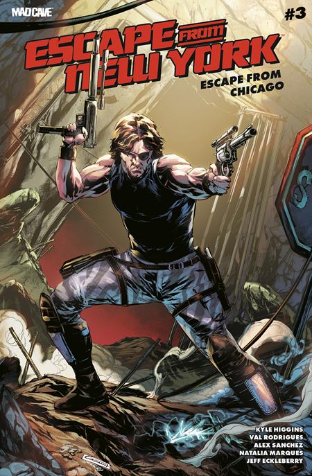 ESCAPE FROM NEW YORK ESCAPE FROM CHICAGO #3 COVER B CAANAN WHITE VARIANT