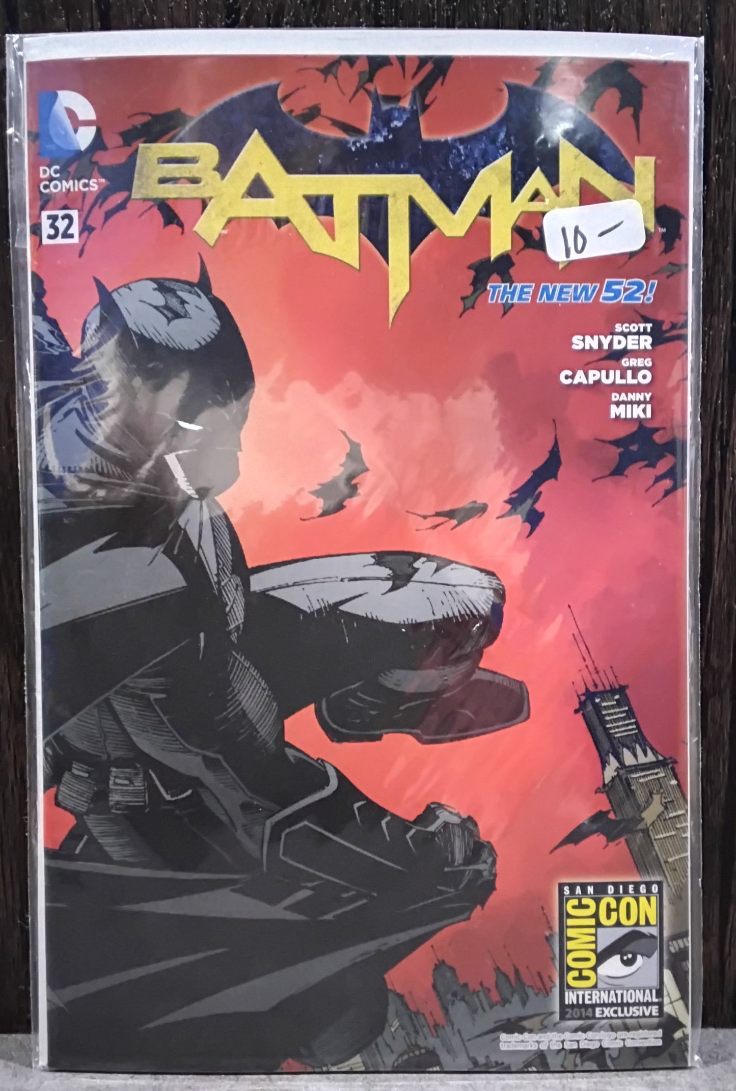 Batman (New 52) #32 Greg Capullo San Diego Comic Con 2014 Exclusive Wrap Around Variant Cover