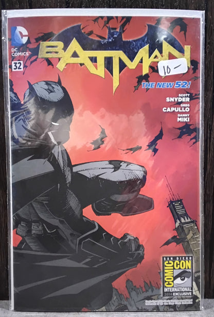 Batman (New 52) #32 Greg Capullo San Diego Comic Con 2014 Exclusive Wrap Around Variant Cover