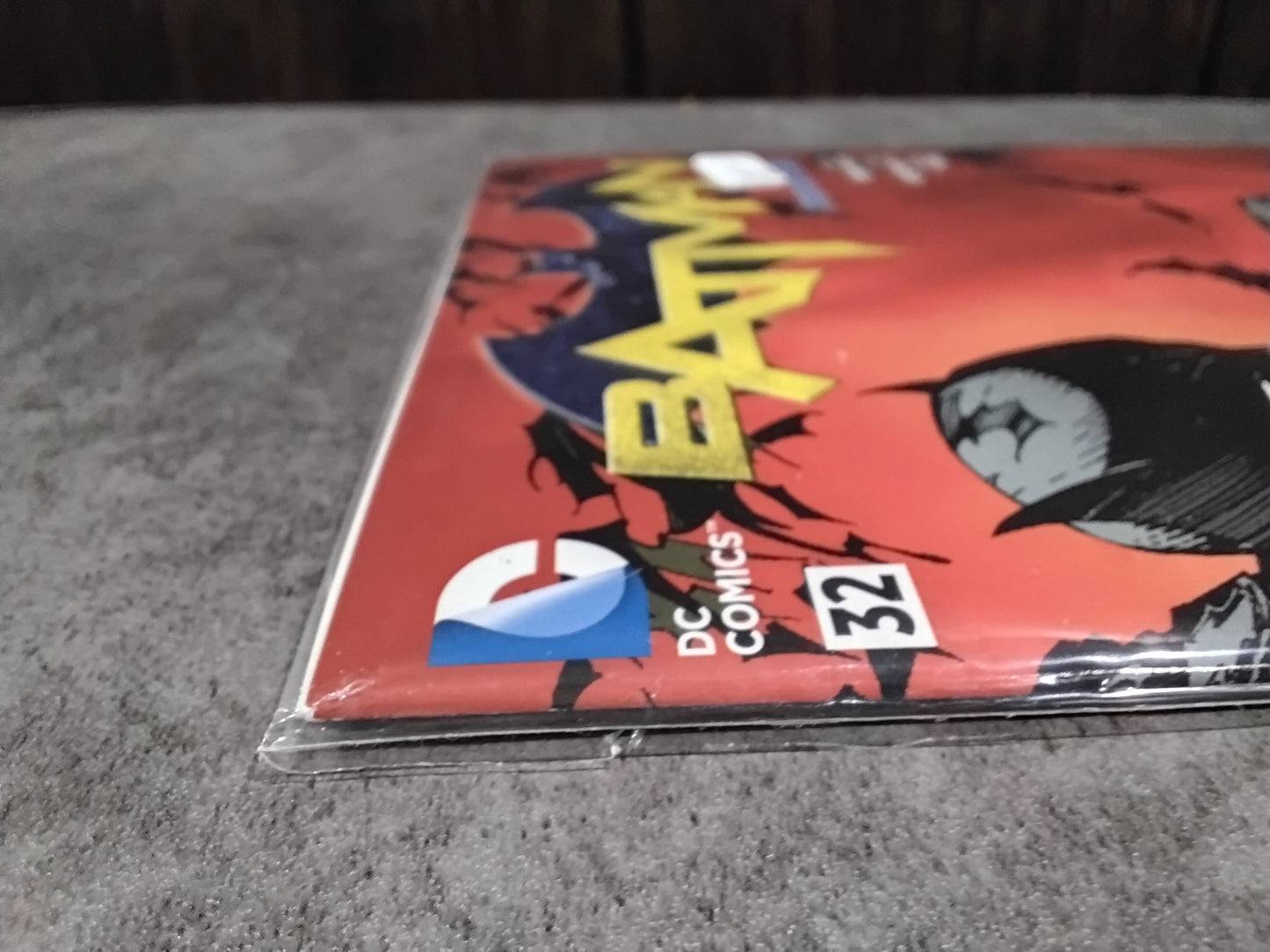 Batman (New 52) #32 Greg Capullo San Diego Comic Con 2014 Exclusive Wrap Around Variant Cover