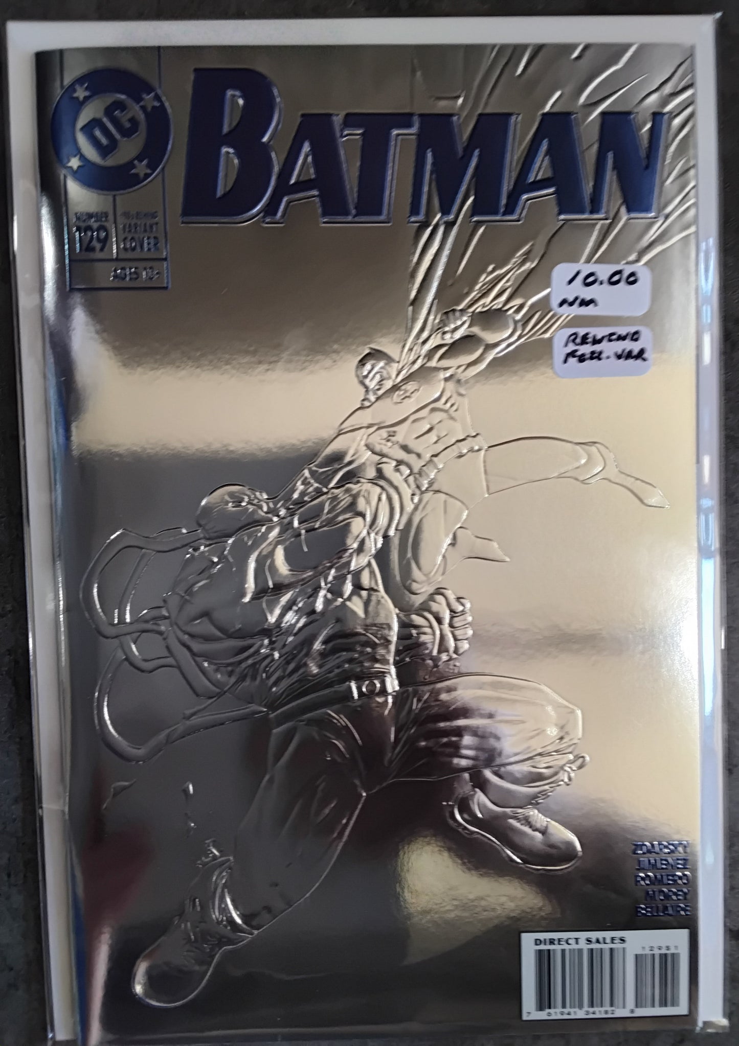 Batman (Rebirth) #129 Ryan Benjamin 90's Month Foil Multi-Level Embossed Card Stock Variant
