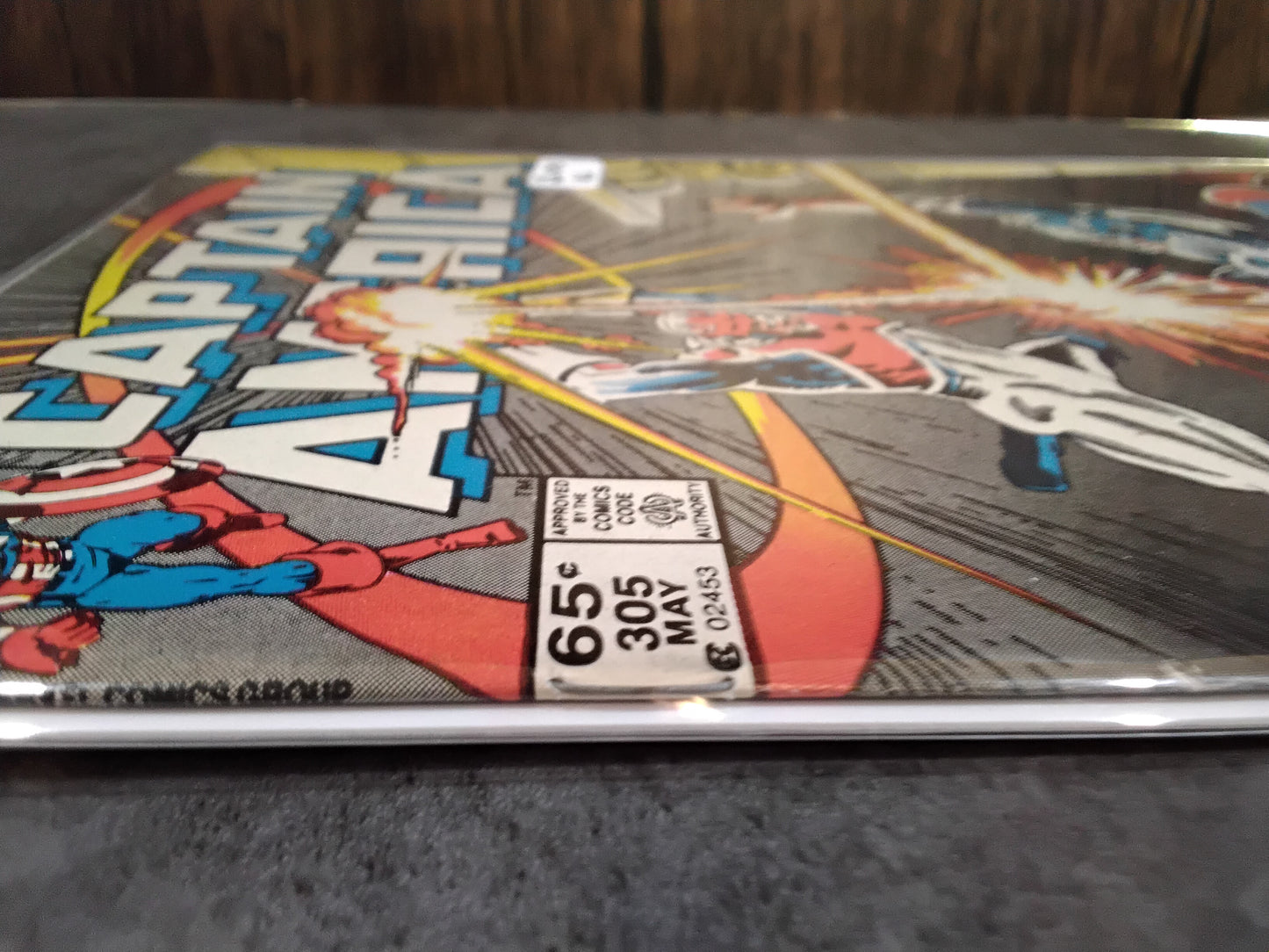 Captain America Vol 1 #305 Newsstand Edition