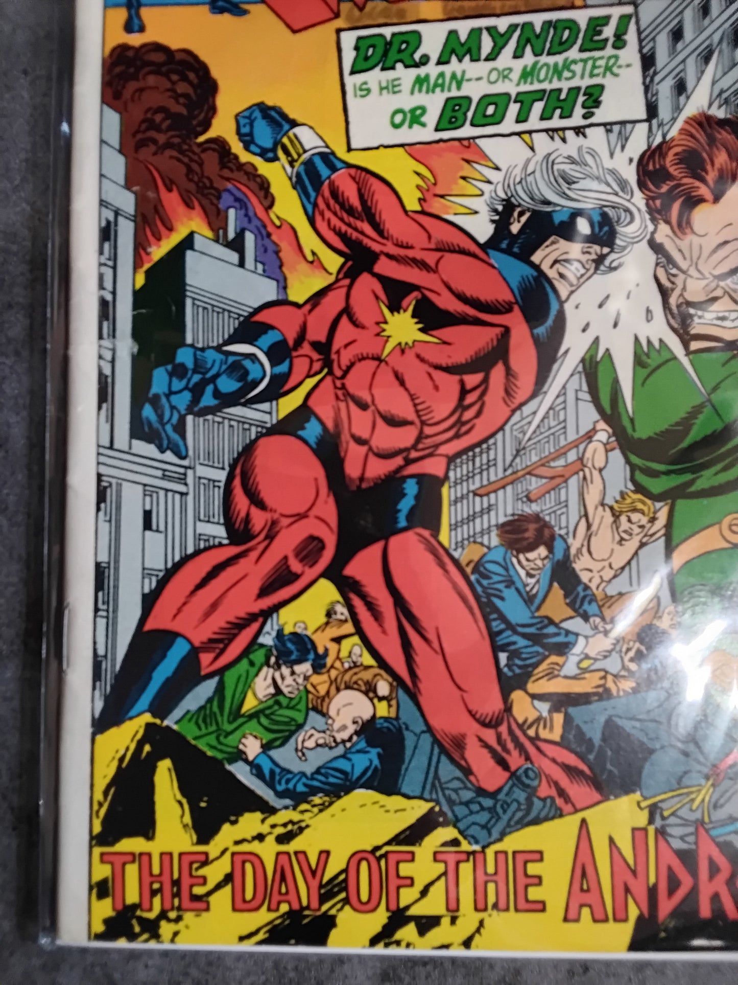Captain Marvel Vol 1 #24 (VG)
