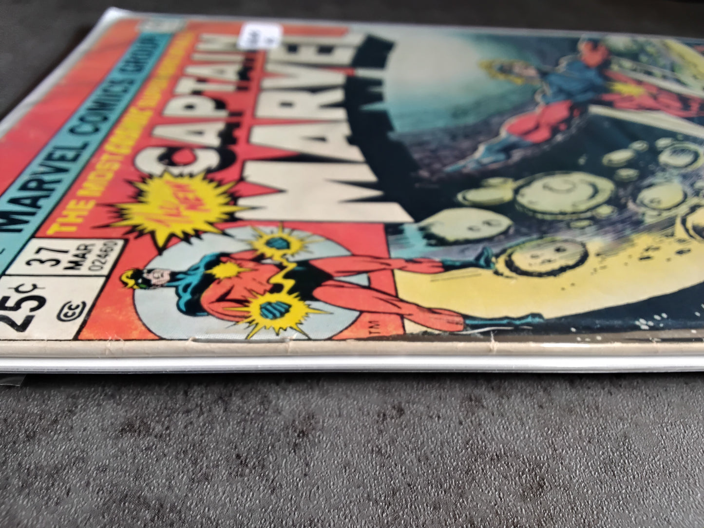 Captain Marvel Vol 1 #37 (VG)