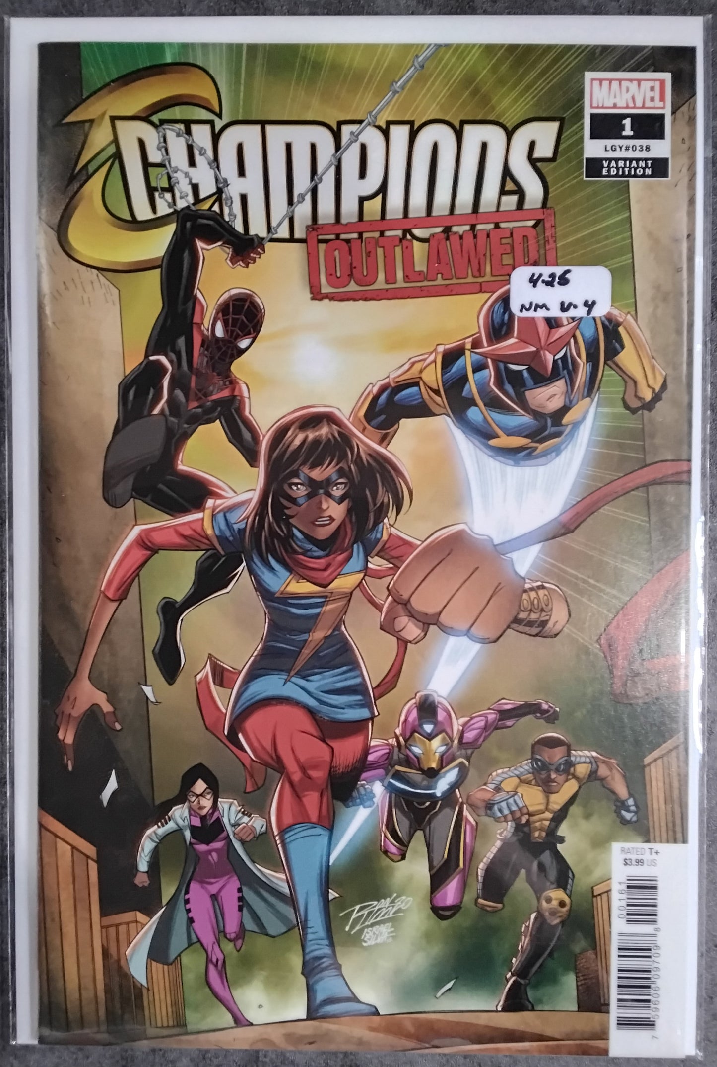 Champions Vol 4 #01 Ron Lim Variant Cover