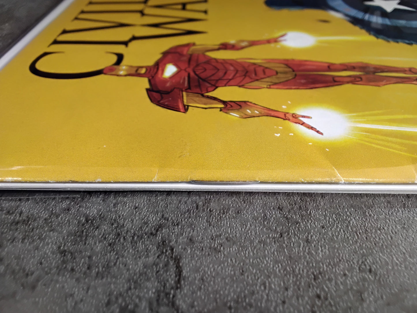 Civil War (2015) #1 Joyce Chin GameStop Exclusive Variant Cover (Not Poly-Bagged)(VG)