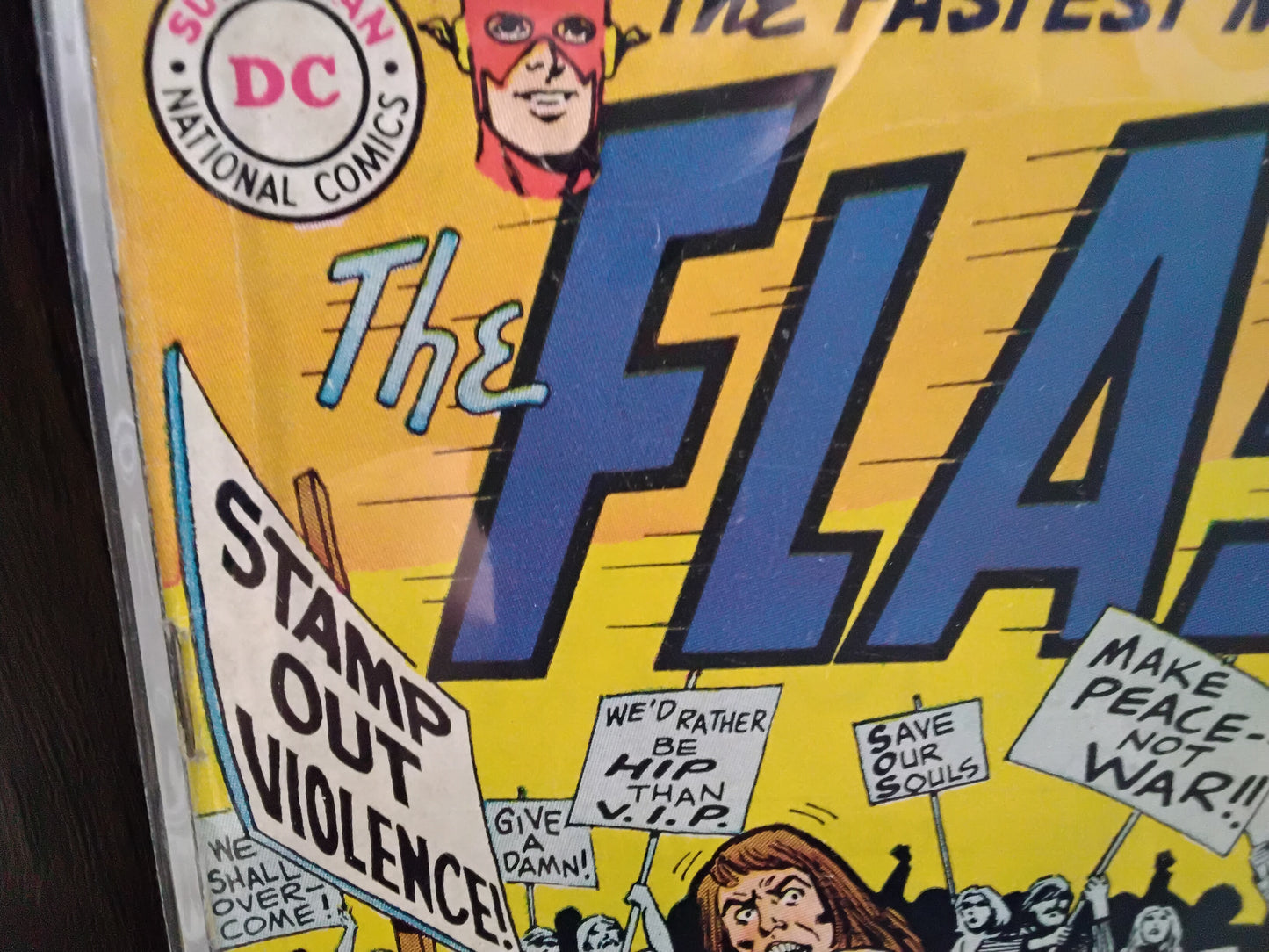 Flash Vol. 1 #185 (One Loose Staple)