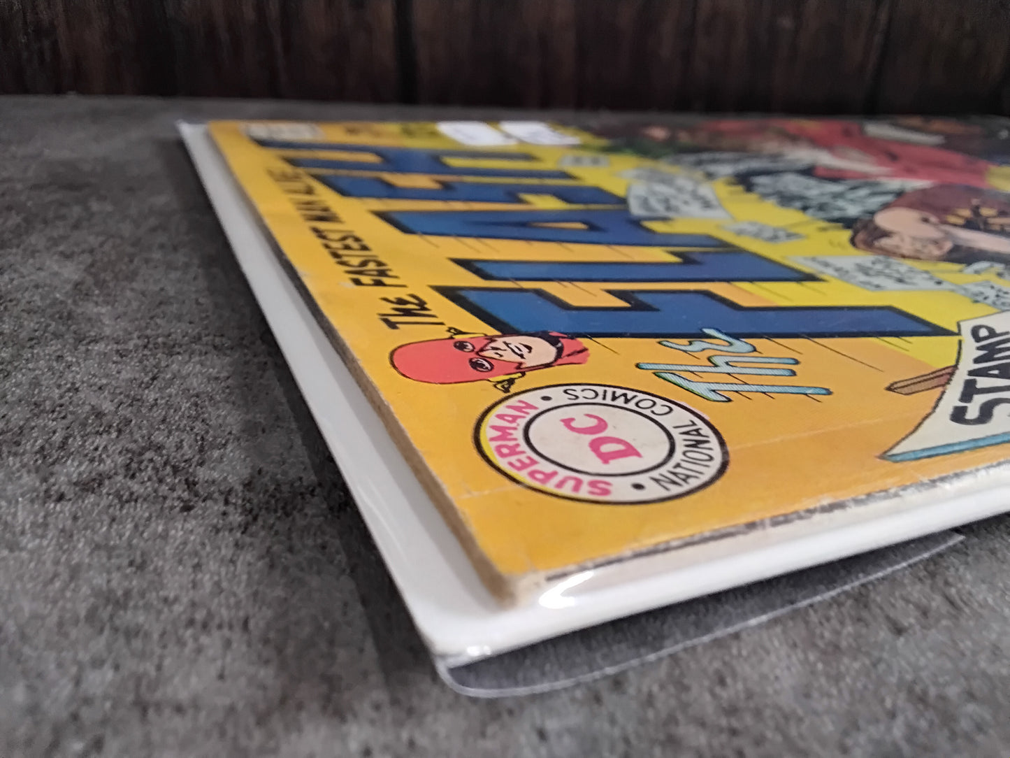 Flash Vol. 1 #185 (One Loose Staple)