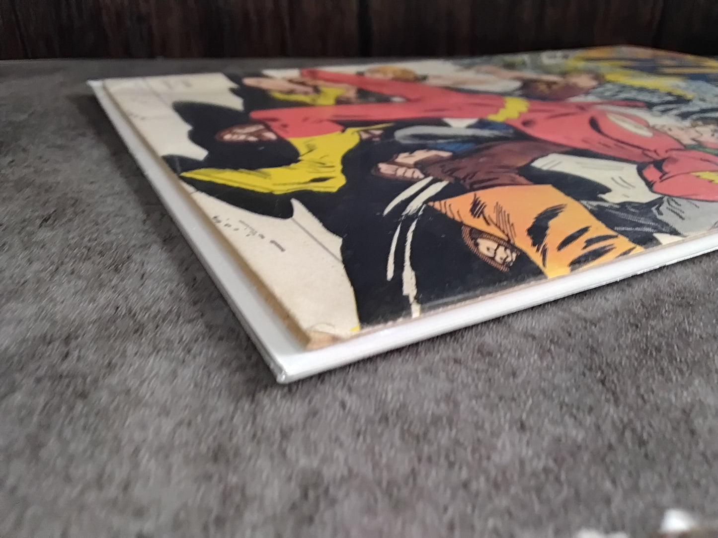 Flash Vol. 1 #185 (One Loose Staple)