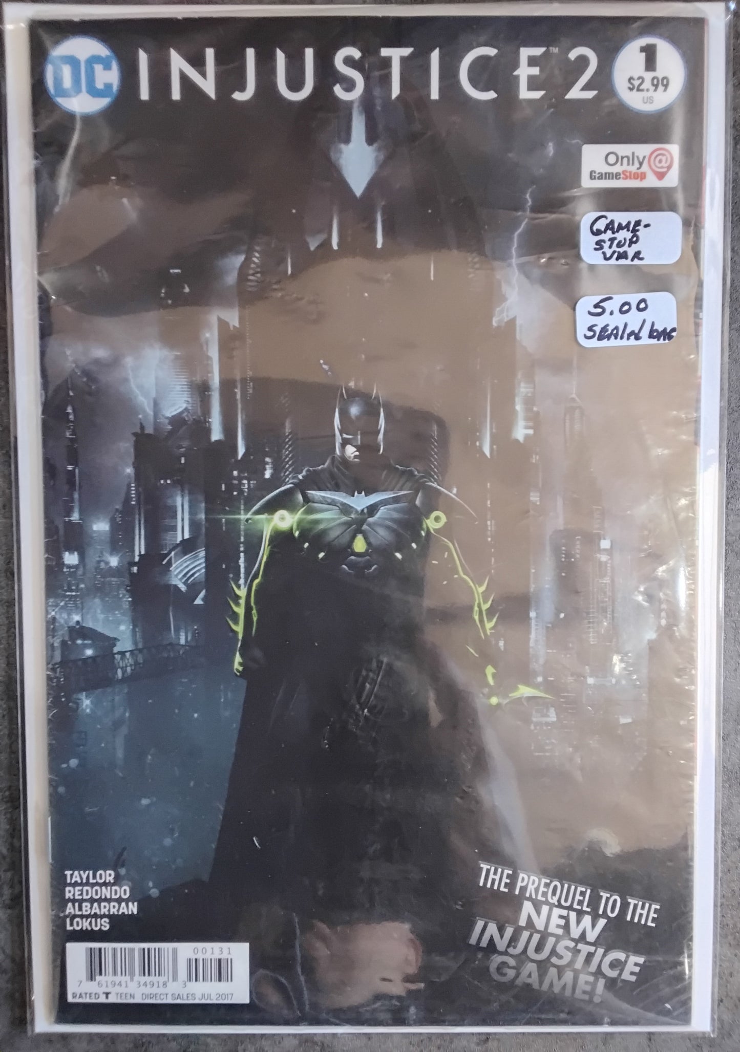 Injustice 2 #01 Jim Lee GameStop Exclusive Variant Cover (Poly-Bagged)