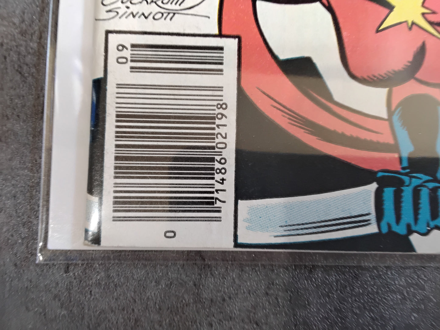 Ms. Marvel Vol 1 #09 Newsstand Edition