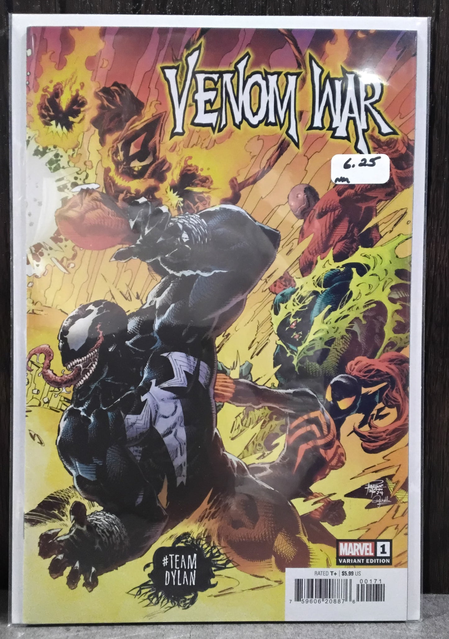 Venom War #1 Phillip Tan Team Dylan Variant Cover