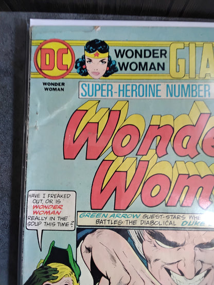 Wonder Woman Vol 1 #217 (GD)